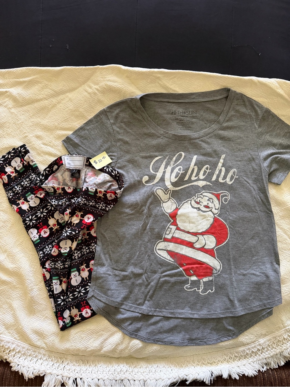 Fifth Sun Gray Holiday 'Ho Ho Ho' Graphic Tee and Leggings.